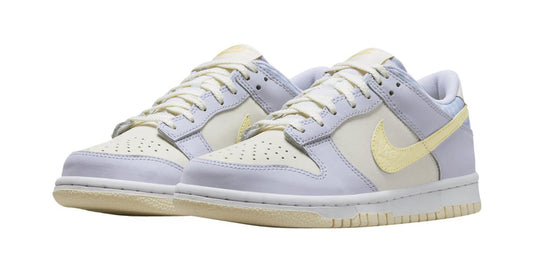 Nike dunk low “ Easter”